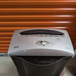 Paper Shredder with Mesh Waste Bin - Ativa DQ81M 