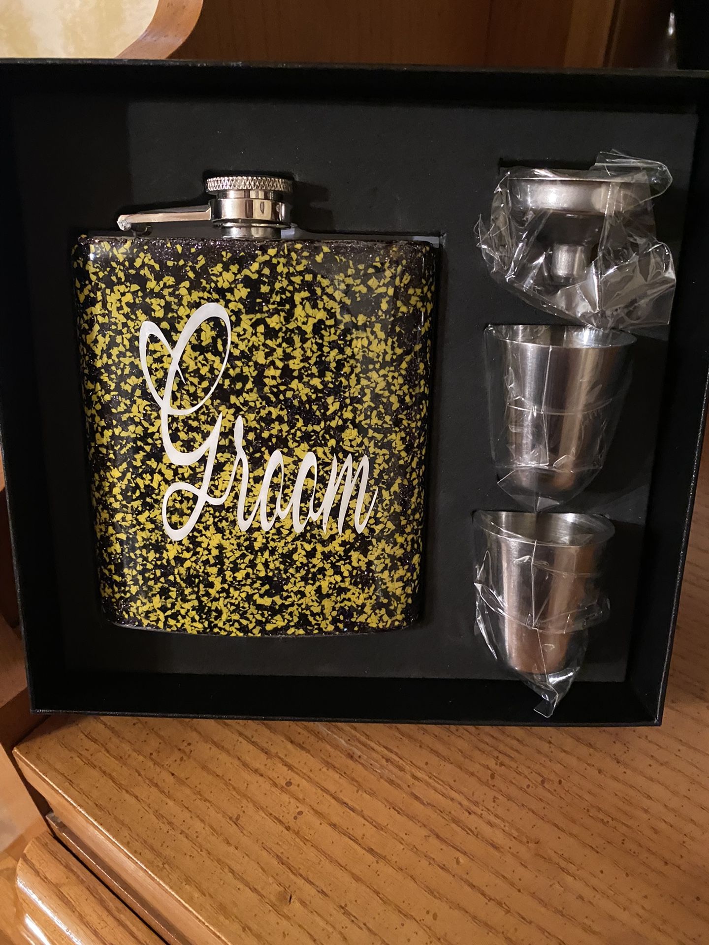 For Sale Flask With Shot Glasses 