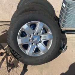CHEVY SILVERADO 2500 FACTORY OEM WHEELS