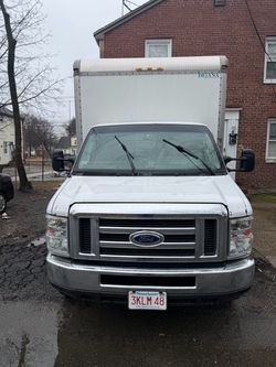 14 foot box truck