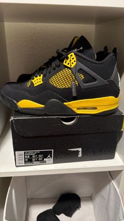 Jordan 4 retro thunder