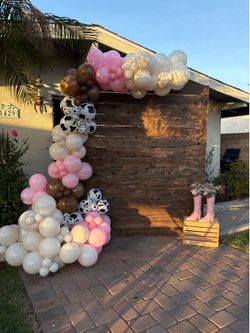 7ft Wooden backdrop