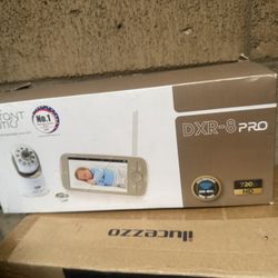 Infant Optics DXR-8 PRO Video Baby Monitor, 720P HD Resolution 5" Display, Patented A.N.R. (Active Noise Reduction), No WiFi, Pan Tilt Zoom, and Inter