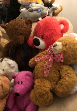 🧸All sizes of Bears.