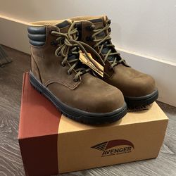 Women's Work Boots - Avenger Size 7.5 Wide