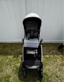 GRACO Modes Nest2Grow Stroller NWOB