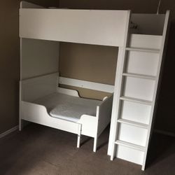 Bump Bed With Desk 
