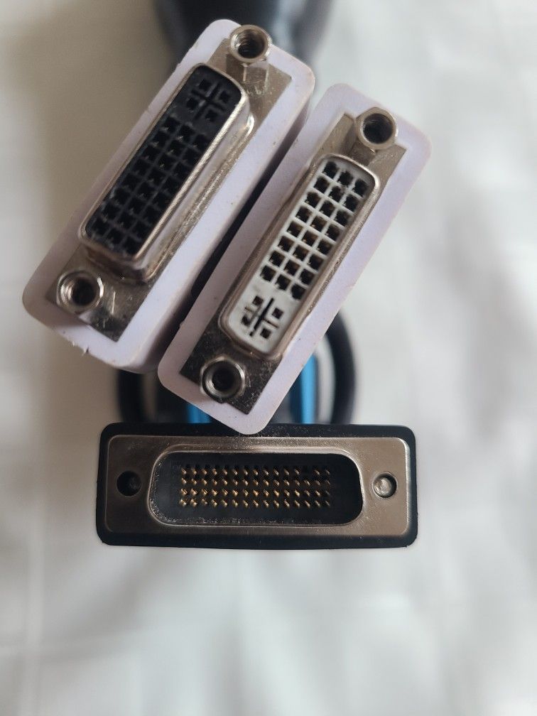 DMS-59 Male Dual DVI Female Y-Spliter Cable, Dual Link