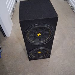 2 10inch Kicker Subs 