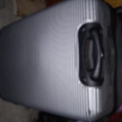 Suitcase Nicole Miller 