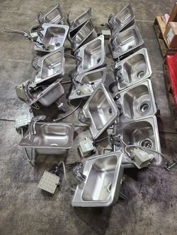 15 x 15 SS sink and touchless faucet