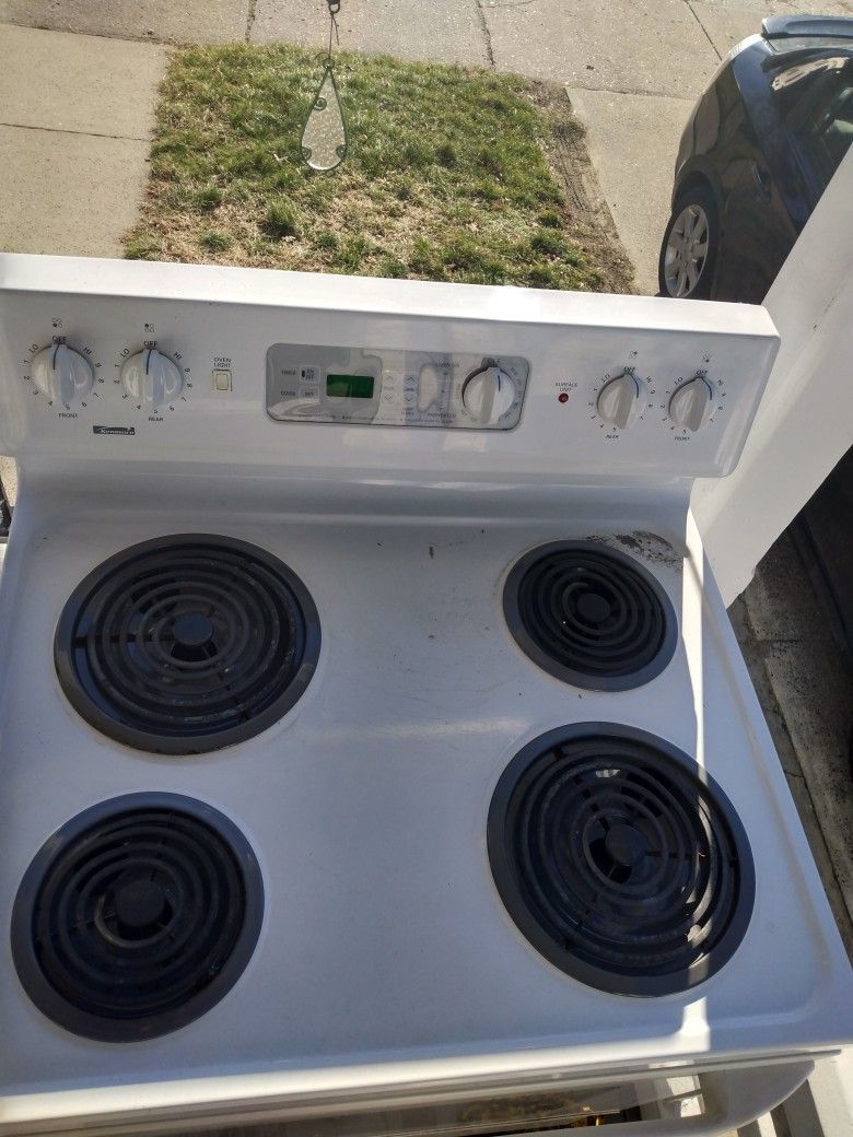 Used Kenmore Electric Stove