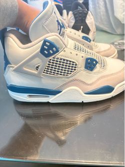 Military blue Jordan 4 size 5y grade school