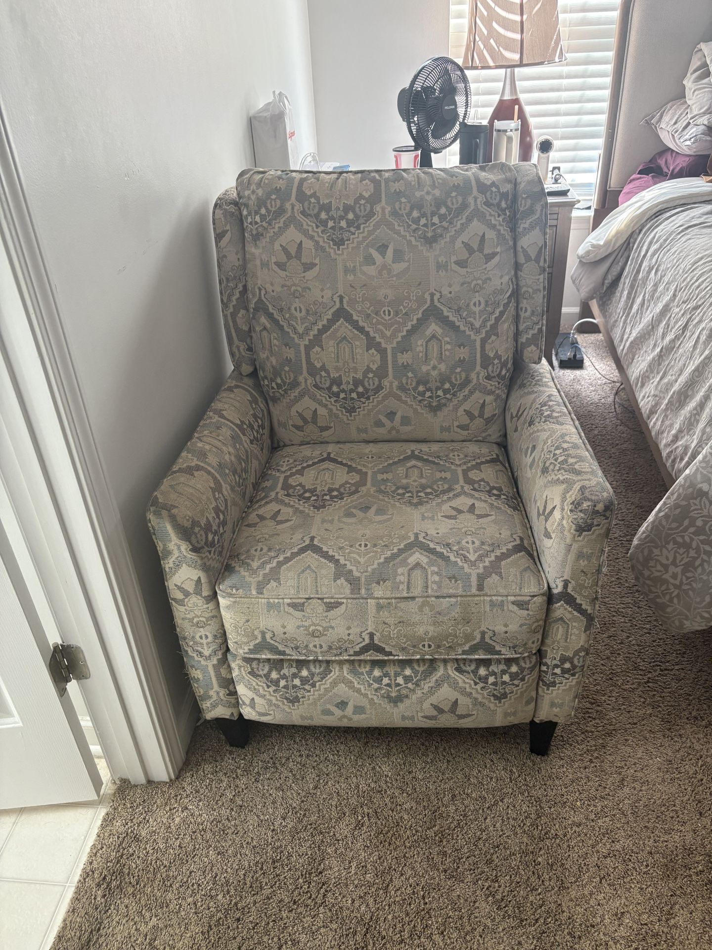 Recliner