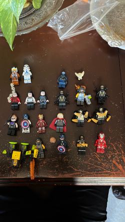 LEGOS MARVEL AND SHANG CHI