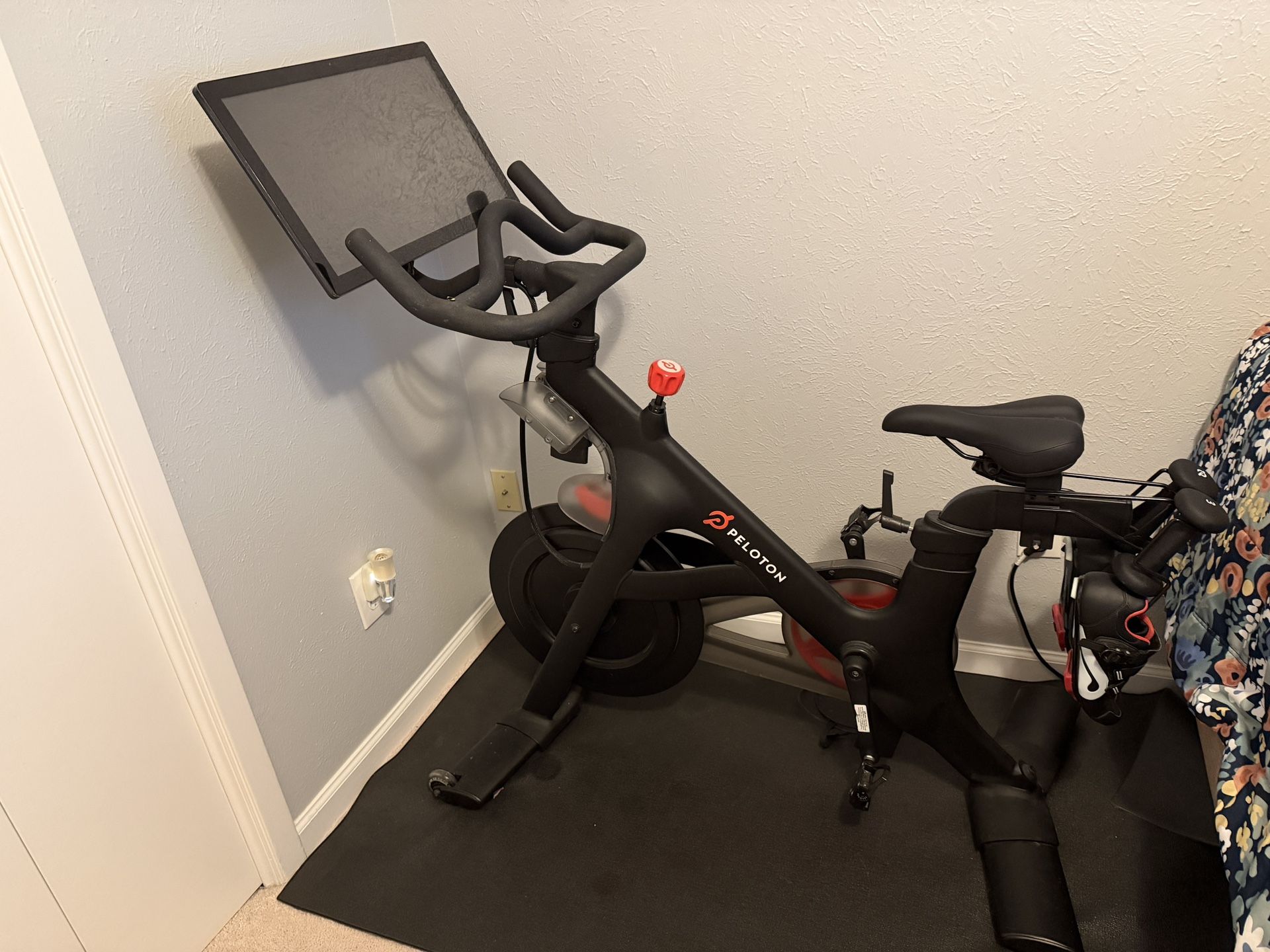 Peloton bike For Sale