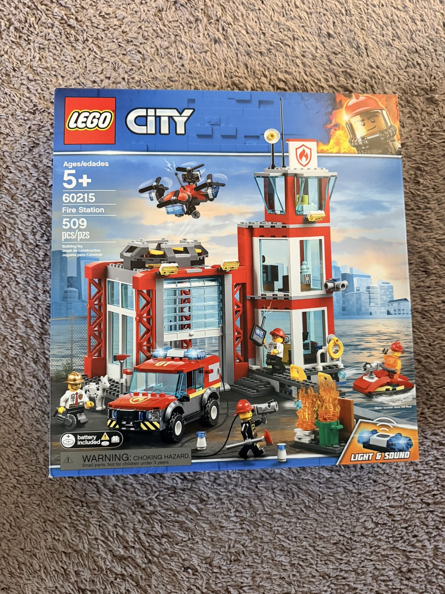 Lego Fire Station 60215 ( New )