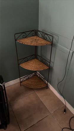 Wicker stand
