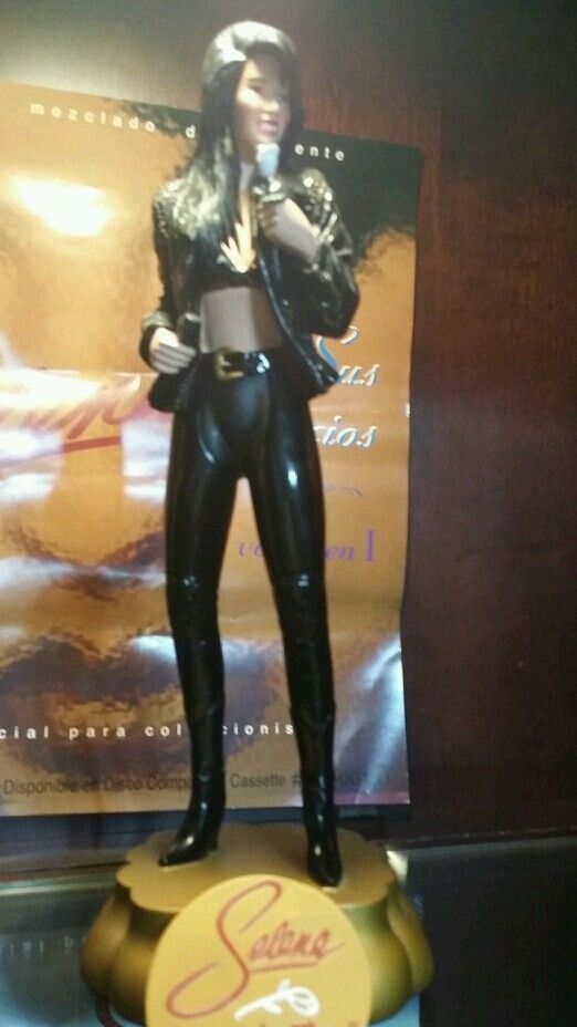 Selena Quintanilla Pérez porcelain RARE figurine