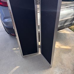 Brand New Inbox, 4 Foot Portable Ramp For Food Trucks, Work Trucks, Businesses, Homes Handicap Services