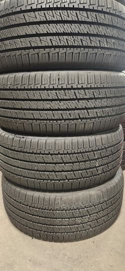 Set 235 40 19  Goodyear  99% Tread 
