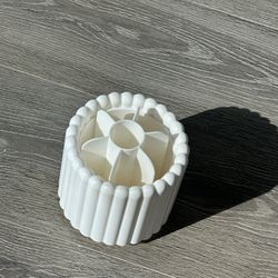 Makeup brush organiser