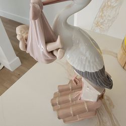 Lladro 6382 "New Arrival" "It's a Girl" Stork & Baby Porcelain Figure