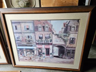 Large matching pictures