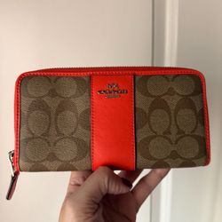 Coach Zip Around Wallet in signature/bright orange