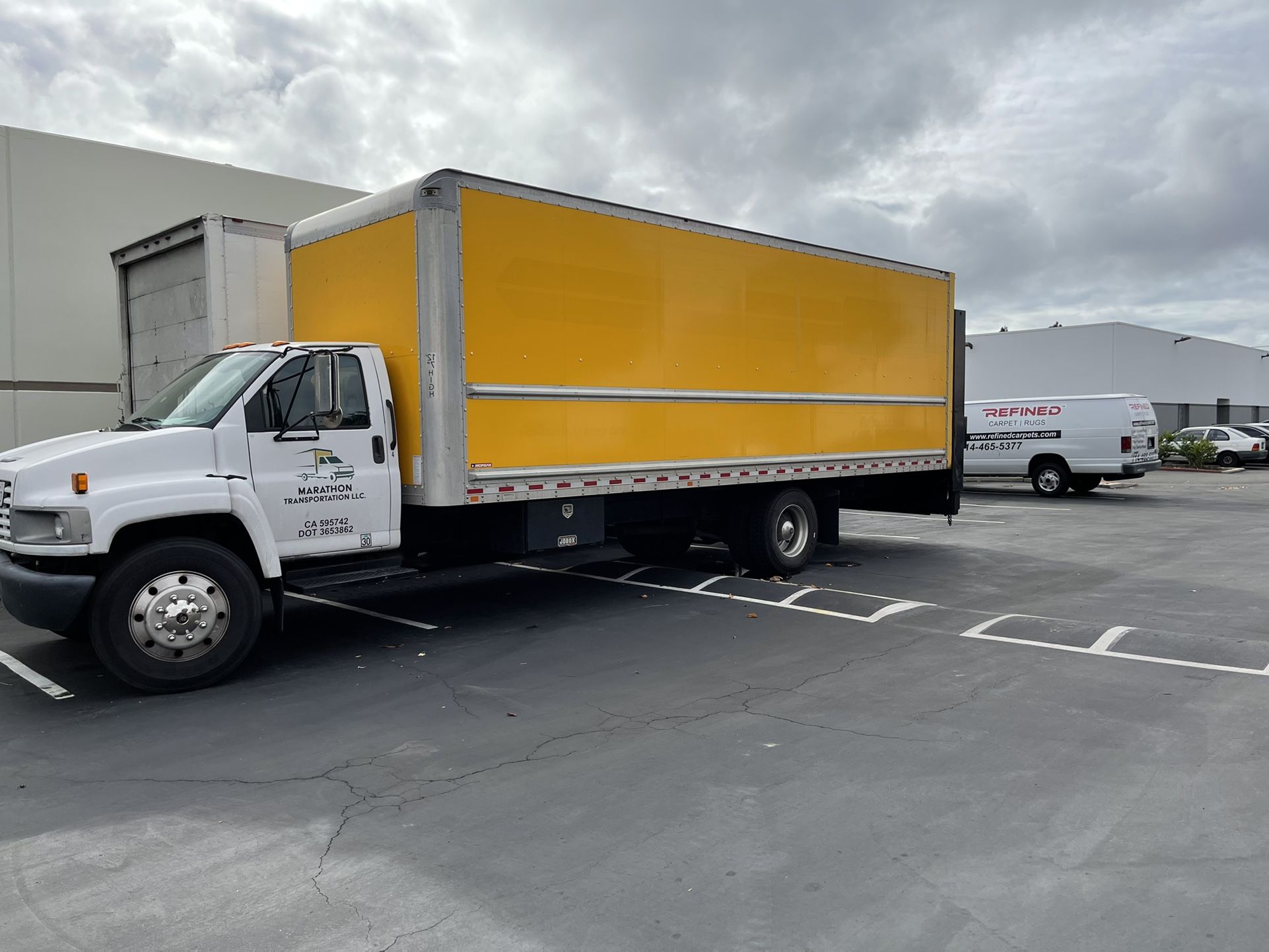 Box Truck 26 Ft delivery or pick up 150 for Sale in Santa Ana, CA