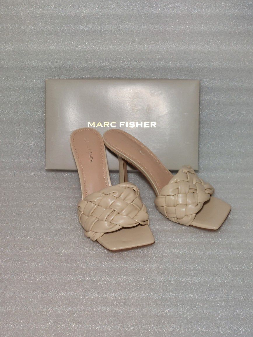MARC FISHER designer sandals. Size 8.5 women's shoes. Beige. Brand new in box Slip on Heels