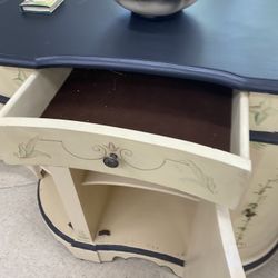Antique Furniture 