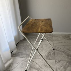 Foldable Desk/TV Table