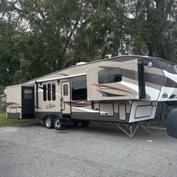 2015 Keystone Cougar 337fls