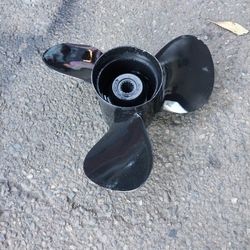 14"  15 Spline 3 Blade Prop Came Off 125hp Force OB