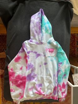 White tie dyed designed hoodie adult M