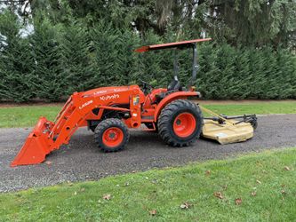 2024 Kubota L3902 Tractor, Loader, Brush Hog - 53 Hours - Gear Drive