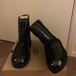 100% Authentic Brand New in Box UGG Classic Short Sequin Boots / Color Black / Women size 6, 7, 8, 9