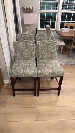 Set of 4 Upholstered Counter Height Bar Stools