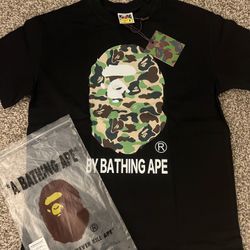 A Bathing Ape Tee M