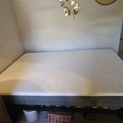 Full Size Mattress 