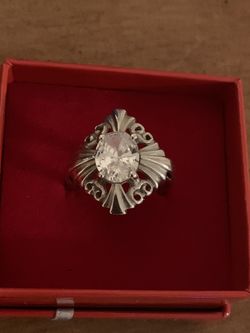 Woman’s vintage ring size 8.5 sterling CZ