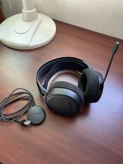 SteelSeries Arctis 7 - Lossless Wireless Gaming Headset with DTS Headphone: X v2.0 Surround - for PC and PlayStation 4 - Black