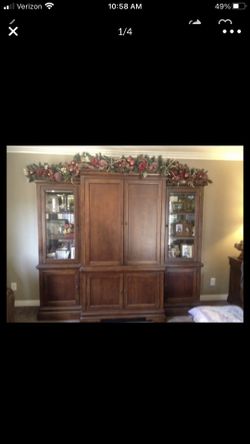 Solid wood entertainment unit tv stand