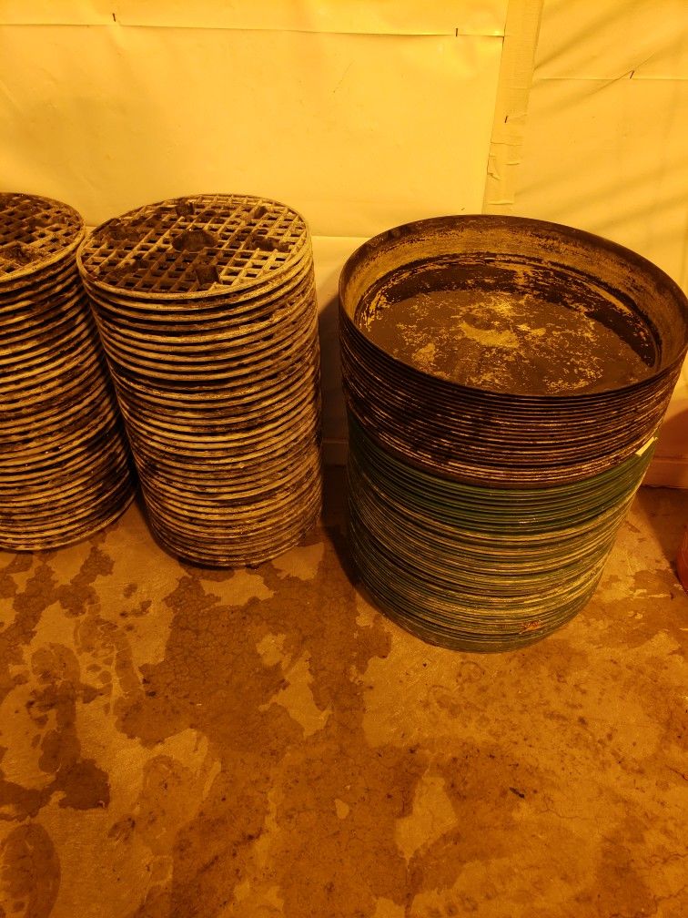 Run Off Trays And Risers