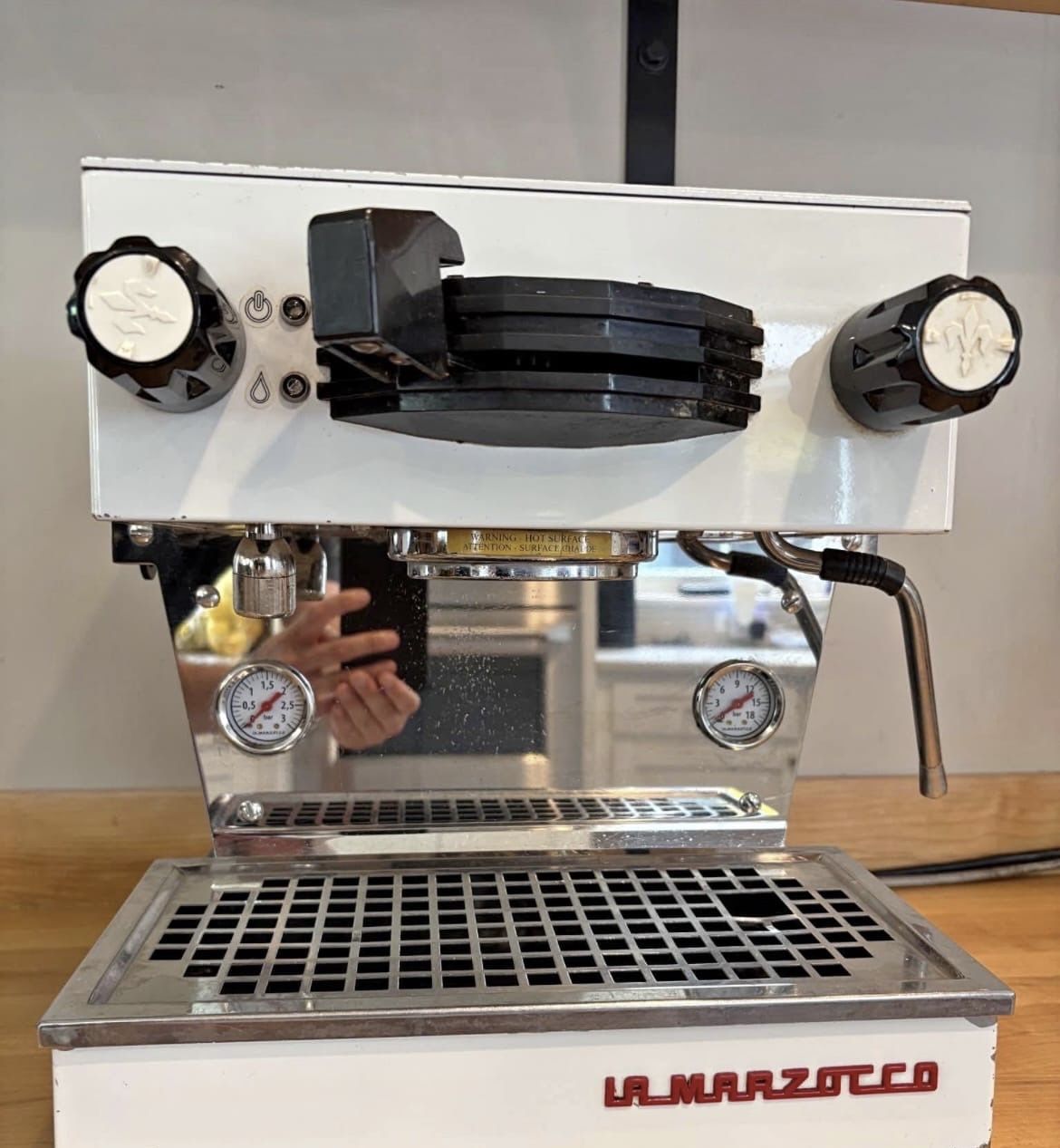 La Marzocco Linea White Mini Machine 110V