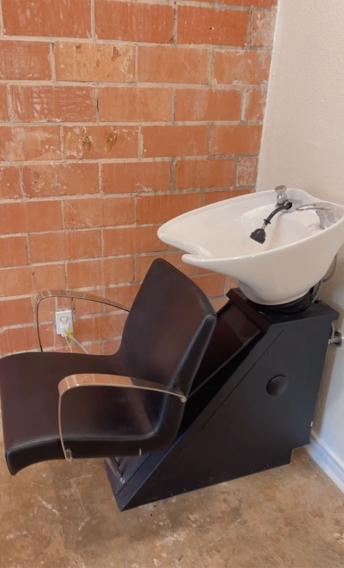 Salon Equipment Shampoo Bowl