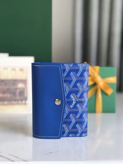 three-fold wallet