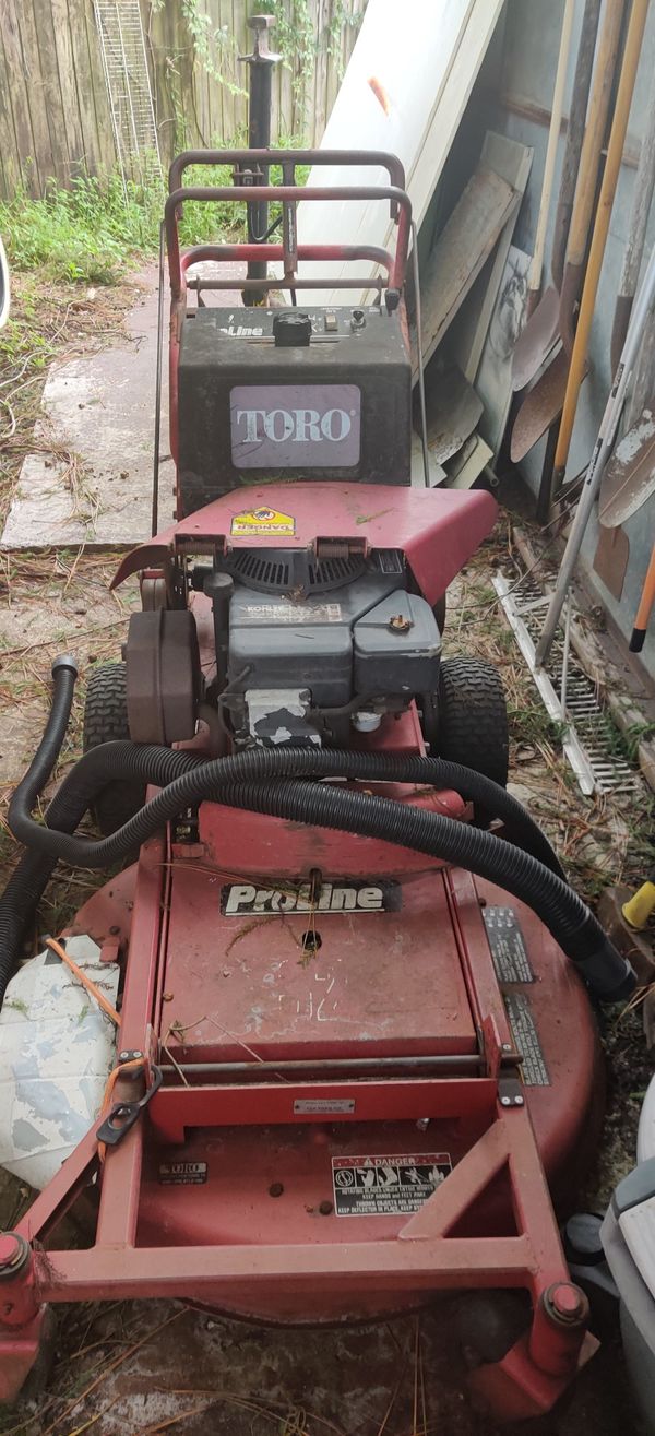 Toro 32" Proline Lawn Mower for Sale in Seminole, FL - OfferUp