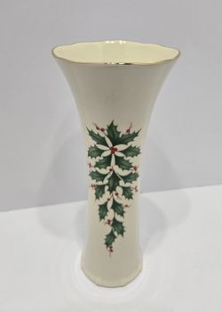 Lenox 8.25" Holiday Bud Vase